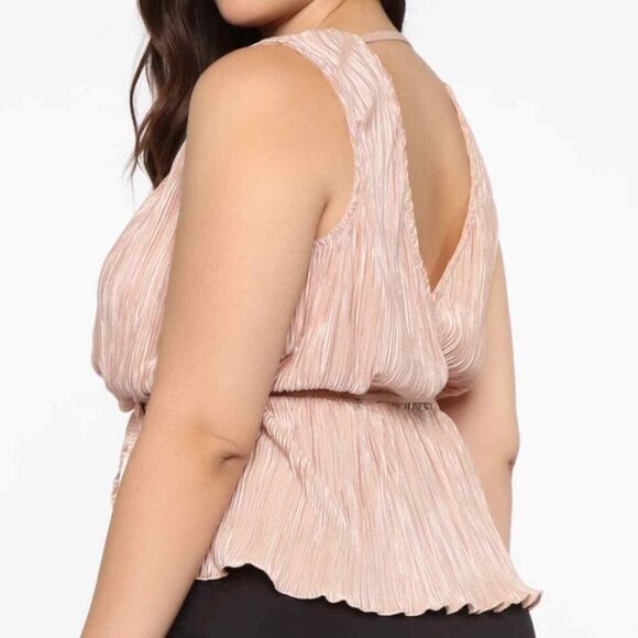 Fashion Nova City Girl Wrap Tie Top Women’s Size 1Xlarge Blush Pink Sleeveless - Picture 5 of 6